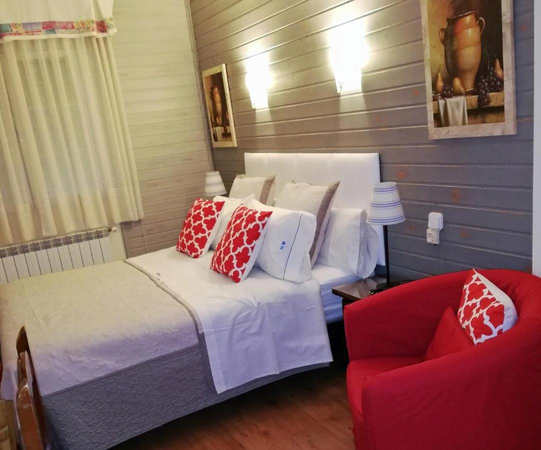 Hostal Martin - Sanabria Ribadelago エクステリア 写真