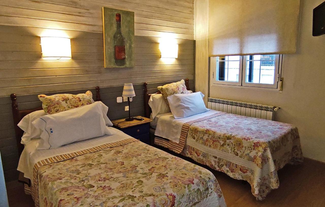 Hostal Martin - Sanabria Ribadelago エクステリア 写真