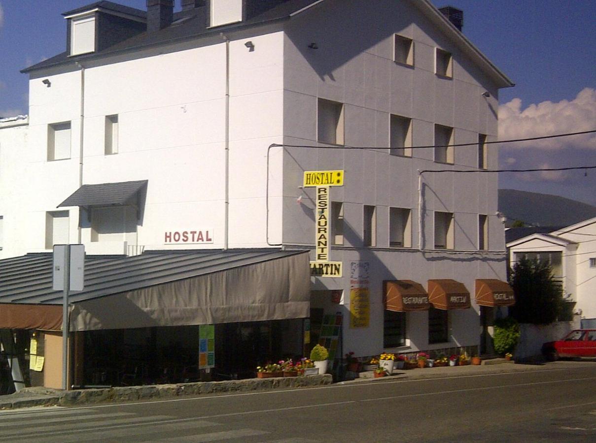 Hostal Martin - Sanabria Ribadelago エクステリア 写真