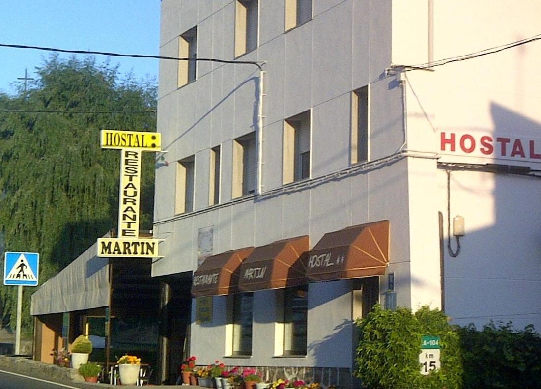 Hostal Martin - Sanabria Ribadelago エクステリア 写真