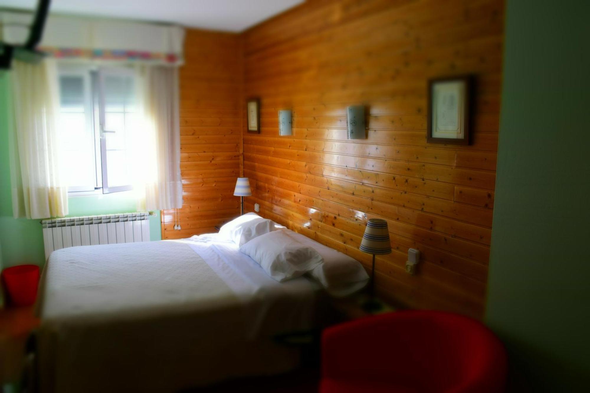Hostal Martin - Sanabria Ribadelago エクステリア 写真