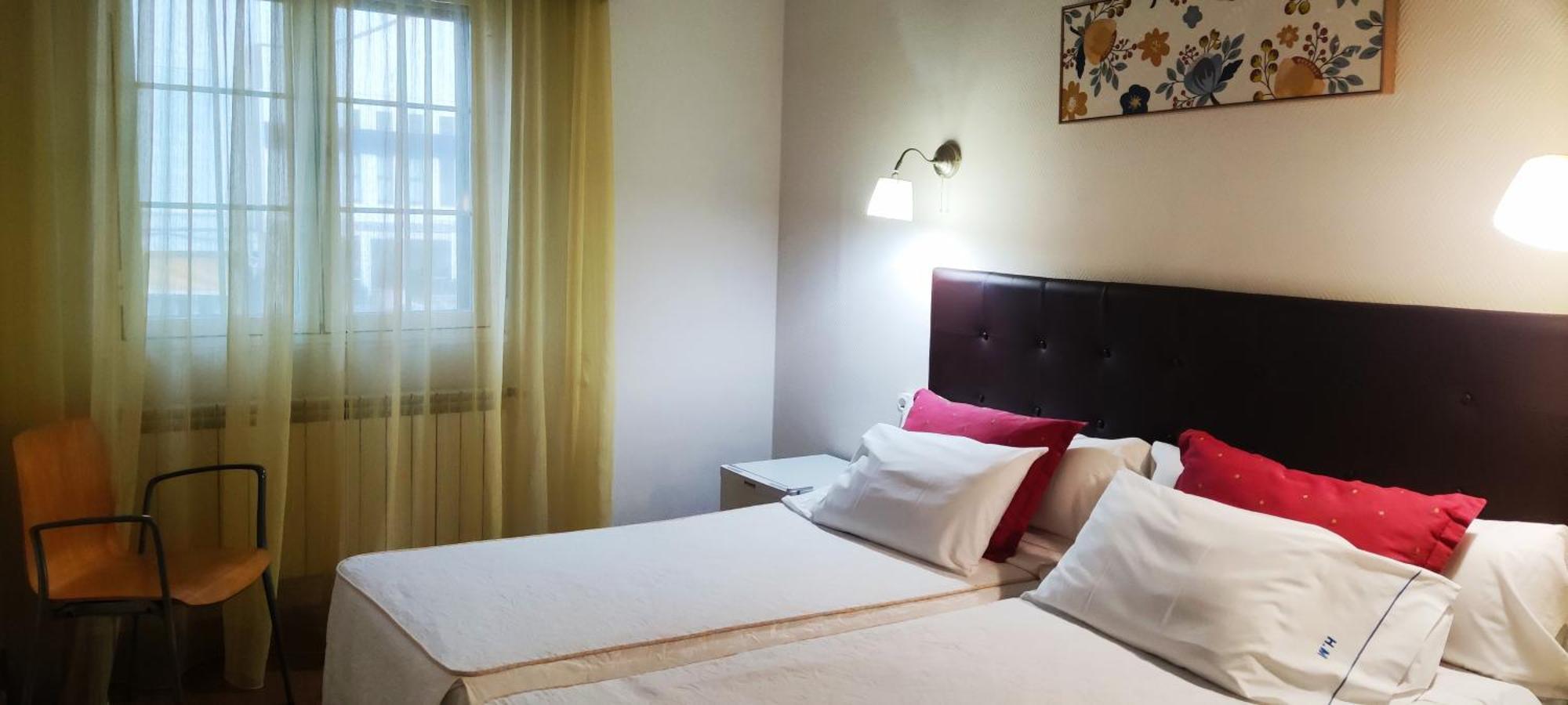 Hostal Martin - Sanabria Ribadelago エクステリア 写真