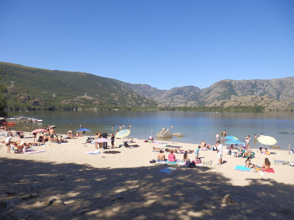 Hostal Martin - Sanabria Ribadelago エクステリア 写真