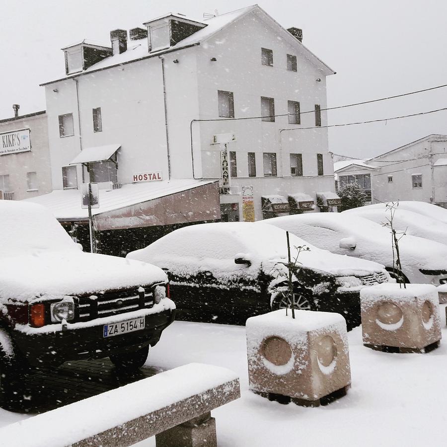Hostal Martin - Sanabria Ribadelago エクステリア 写真