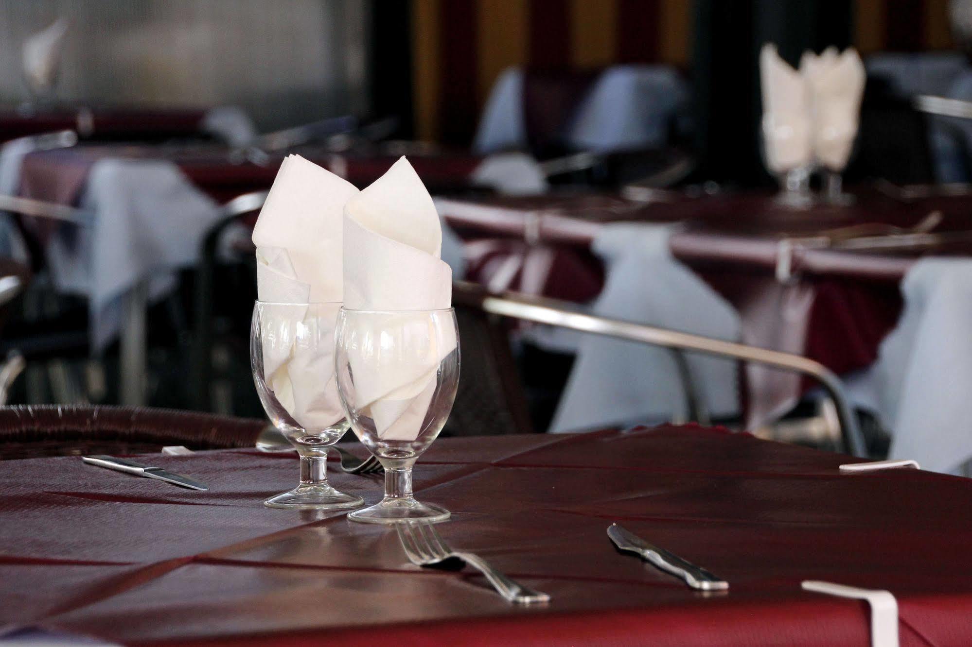 Hostal Martin - Sanabria Ribadelago エクステリア 写真